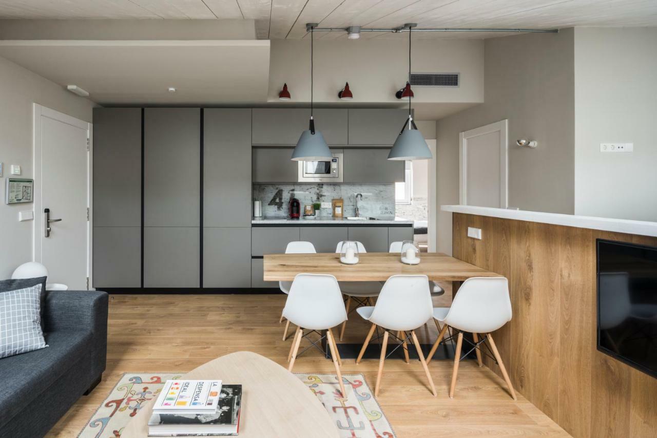 Rice Eleven Rooms Burgos Bagian luar foto