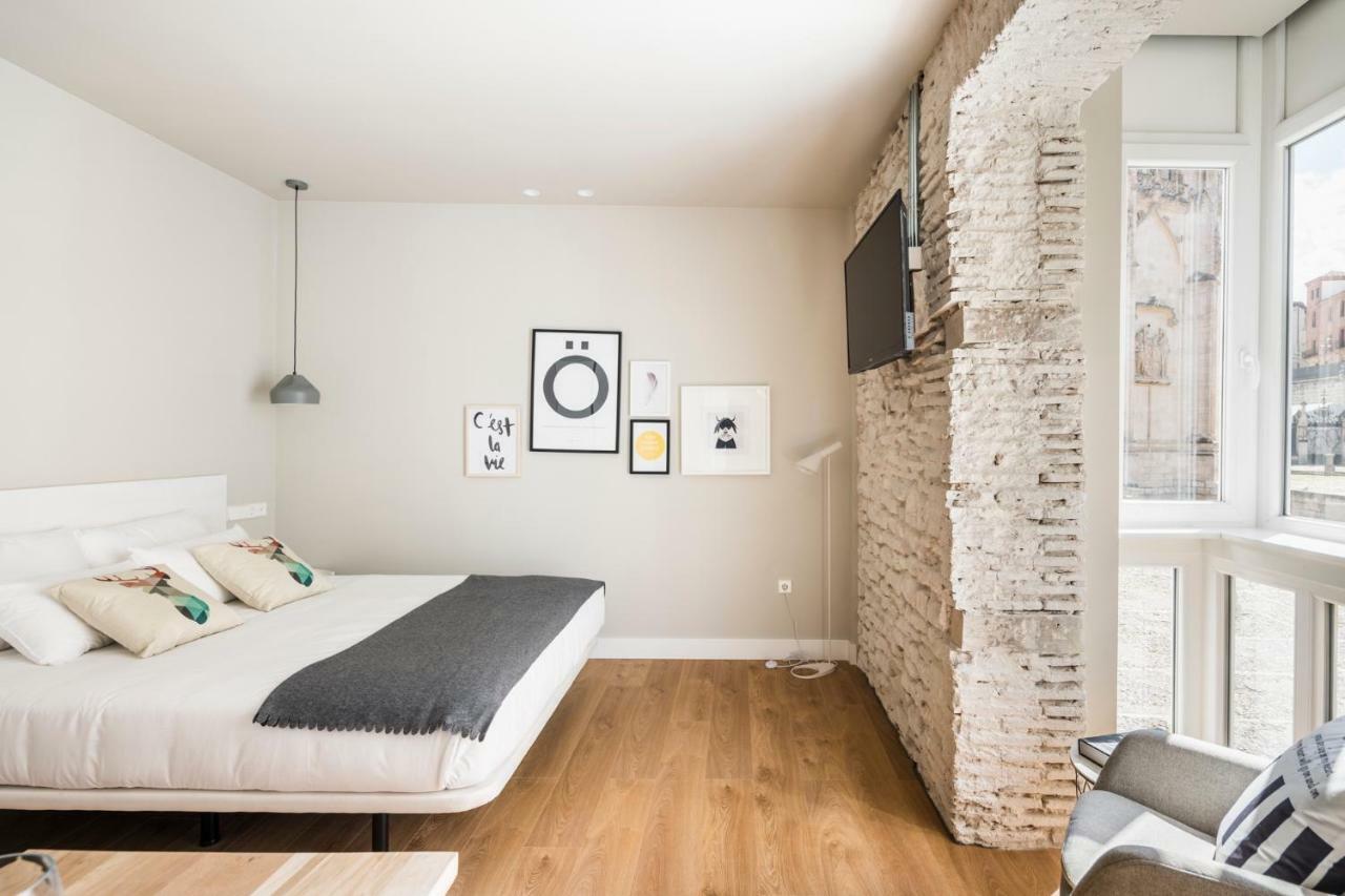Rice Eleven Rooms Burgos Bagian luar foto